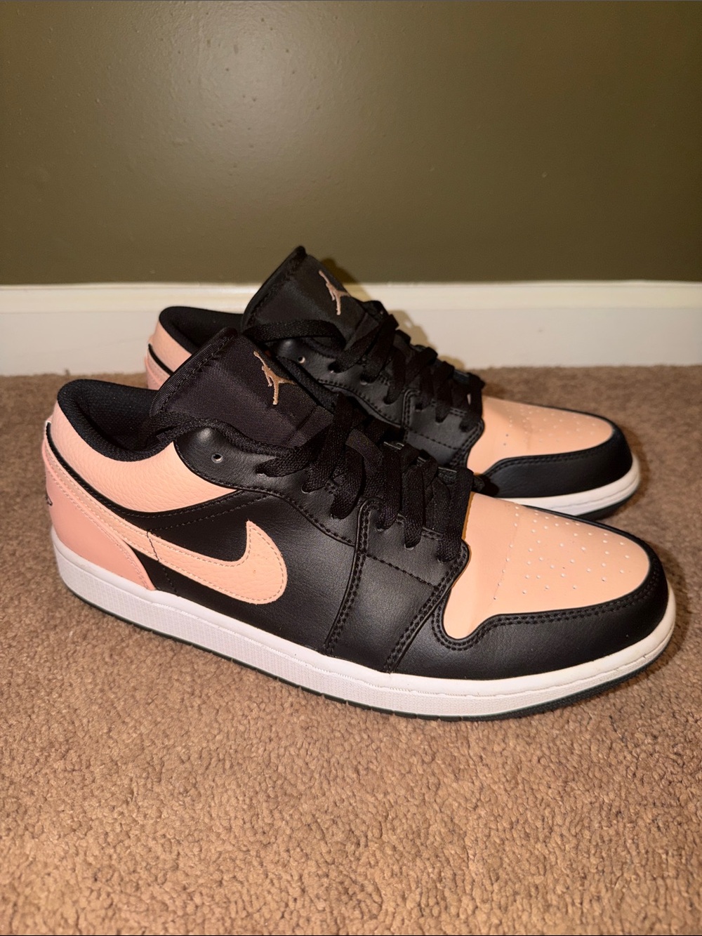Nike Jordan 1 Low “Crimson Tint”